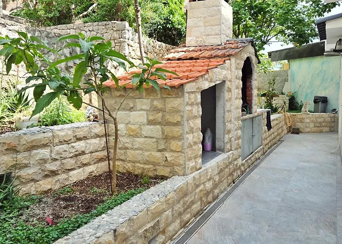 Appartement Tia, Private Terrace, Sea View, Jacuzzi