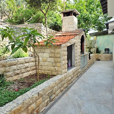Apartment Tia, Private Terrace, Sea View, Jacuzzi