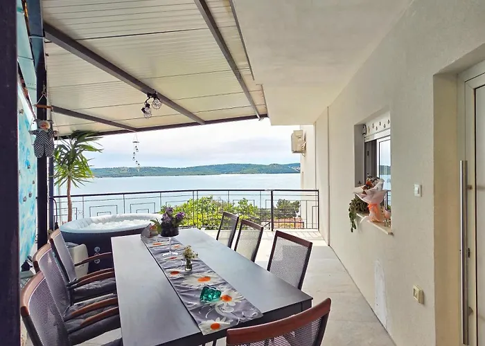 Tia, Private Terrace, Sea View, Jacuzzi 아파트 *